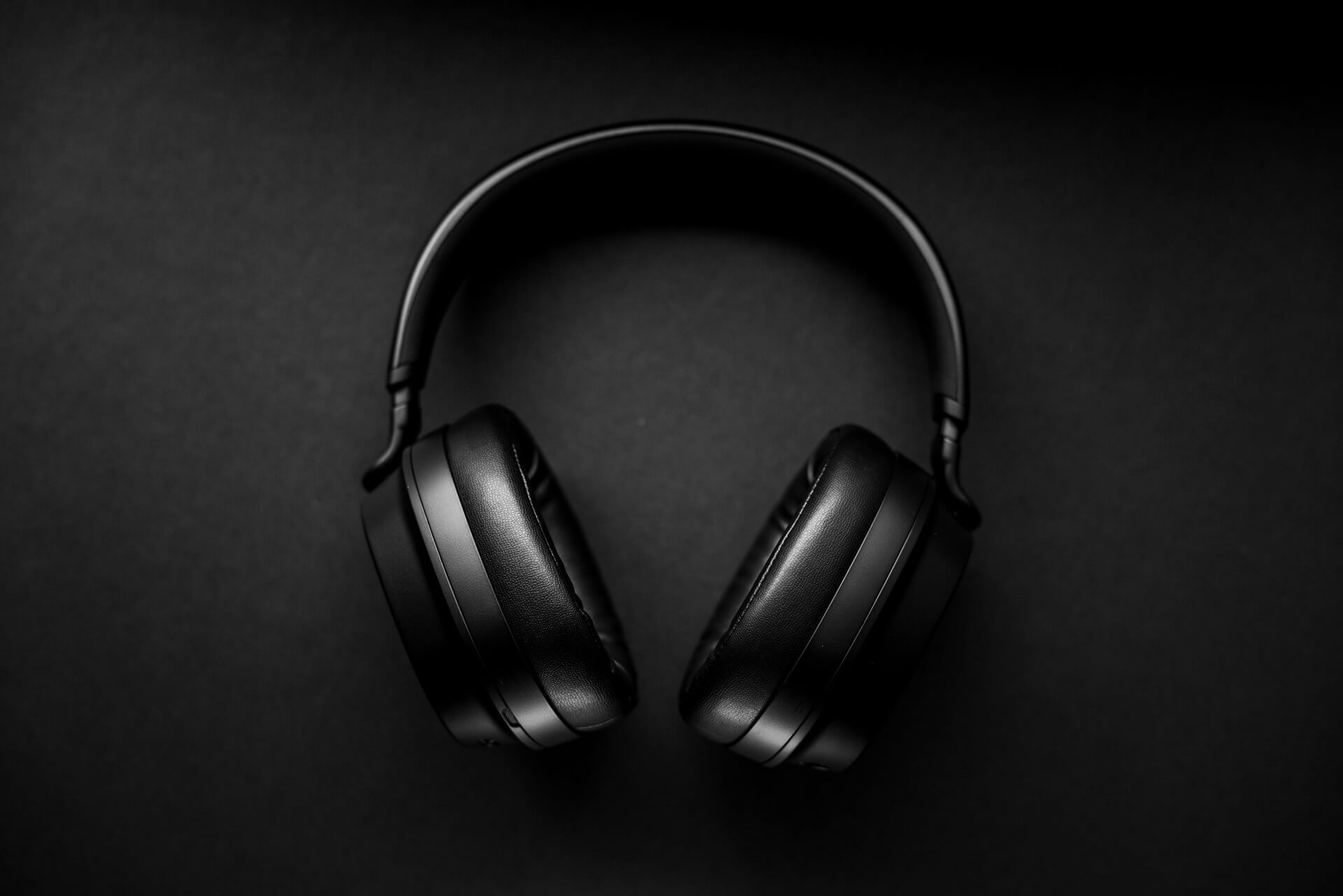 jason-leung-xR4JHzr69Og-unsplash_(1)
