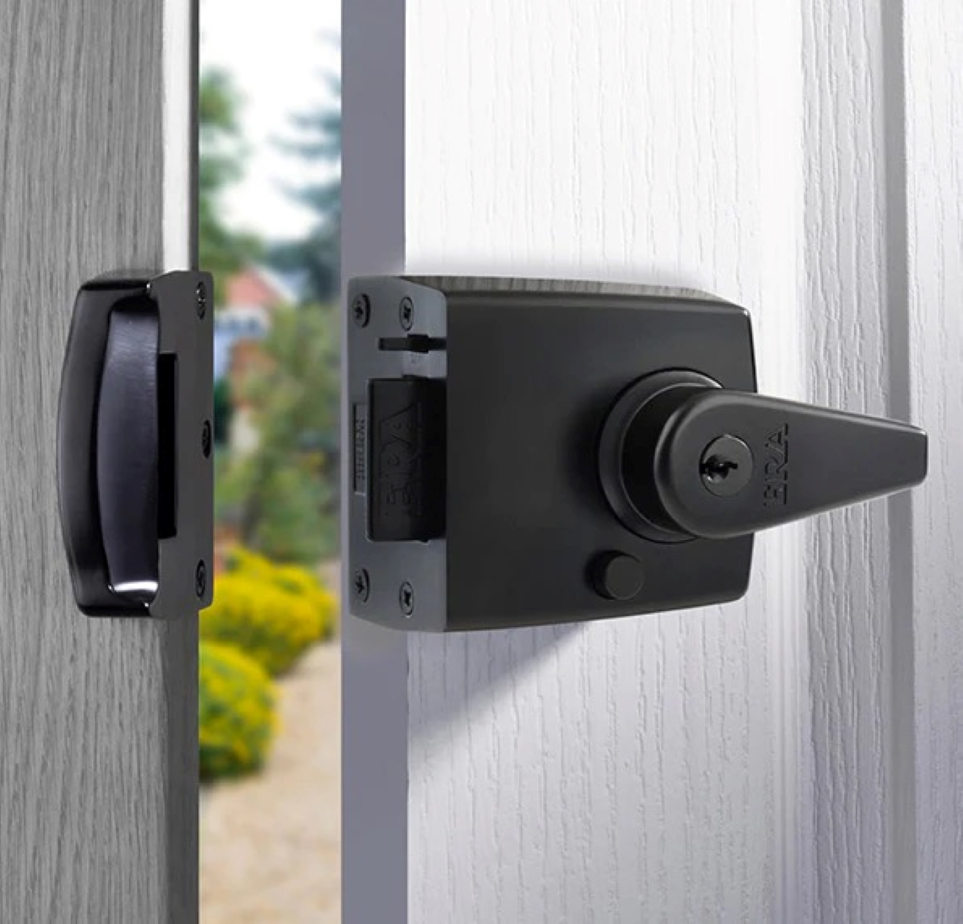 Nightlach_Door_Security_2048x2048_11zon.jpg